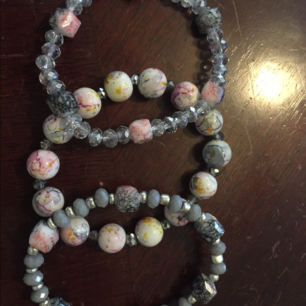 Beautiful stackable bracelets - Picture 3 of 6